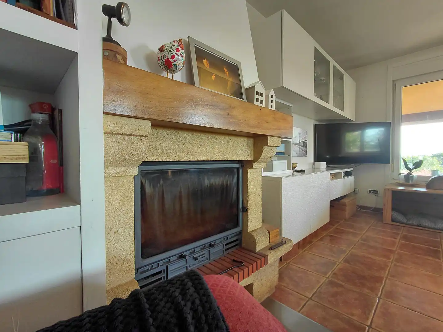 Sala de estar de Casa o chalet en venta en Oleiros con Calefacción, Jardín privado y Parquet