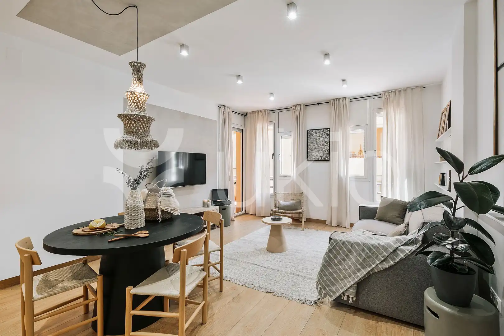 Sala de estar de Apartamento de alquiler en Barcelona con Aire acondicionado, Calefacción y Amueblado