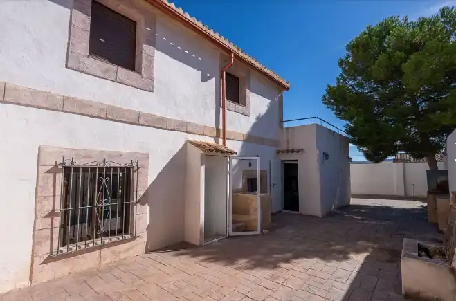 Encantadora casa de pueblo renovada en Chinorlet  lista para entrar a vivir, immagine 3