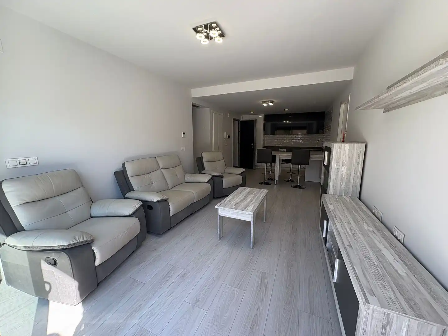 Planta baja en venta en Los Almendros