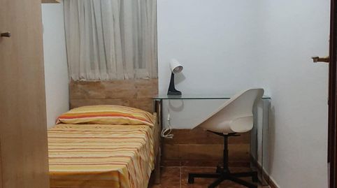 Foto 4 von Erdgeschoss zur Miete in Doctor Barraquer - G. Renfe - Policlínico, Sevilla Capital