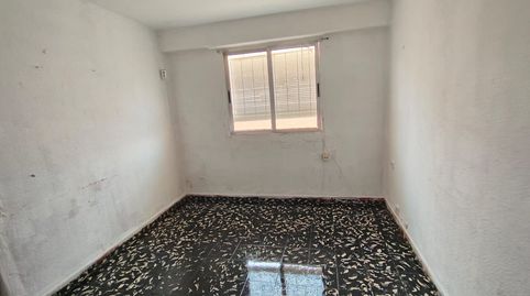 Foto 2 de Piso en venta en C/ General Llorens, Barrio de Benicalap, Valencia Capital