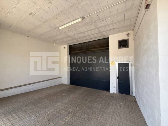 Garaje en Alquiler en La Pobla de Segur