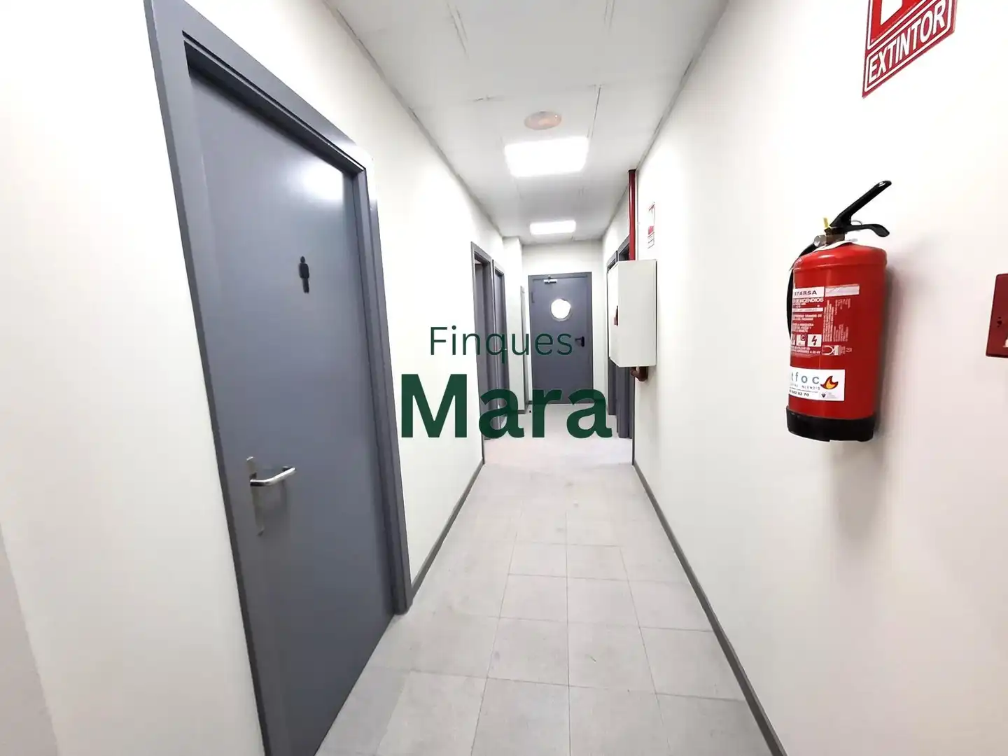 Office for rent in Sant Boi de Llobregat  with Air Conditioner