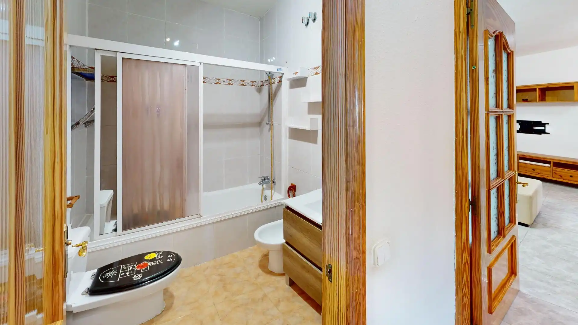 Bathroom of Flat for sale in El Molar (Madrid)  with Heating, Storage room and Balcony