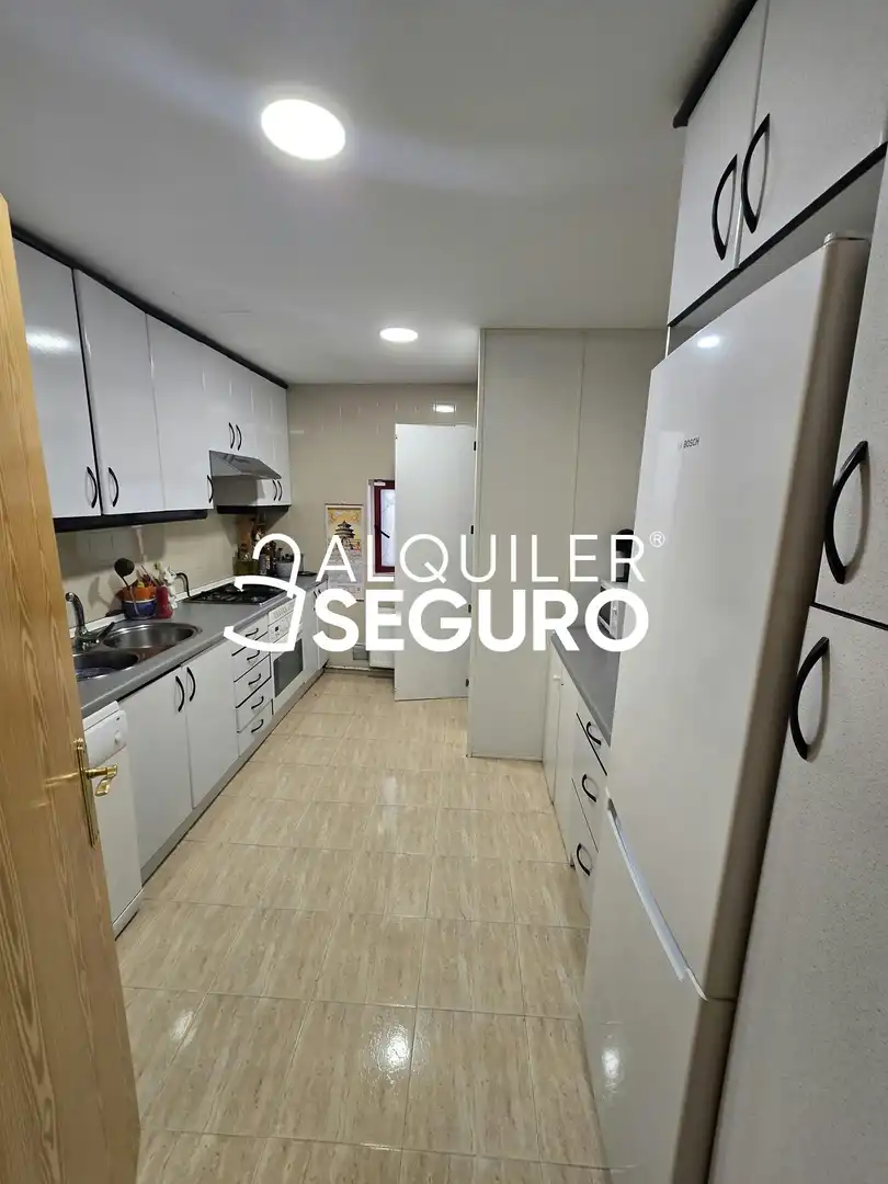 Küche von Wohnung zur Miete in Latina