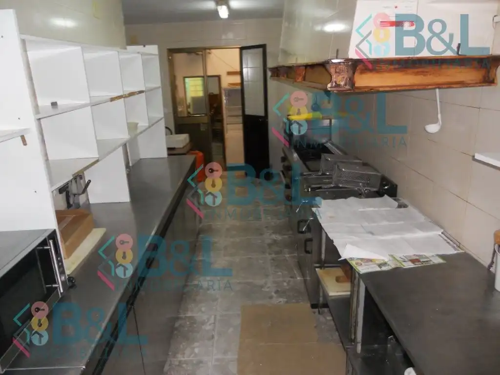 Cuina de Local en venda en Rosal de la Frontera amb Aire condicionat