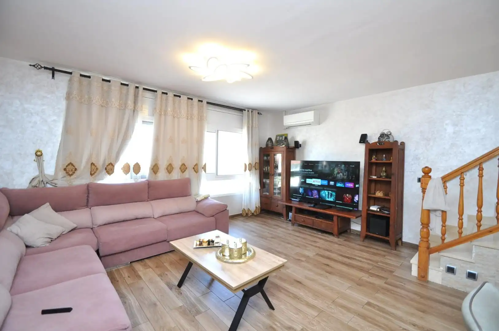 Sala de estar de Casa adosada en venta en La Ràpita con Terraza