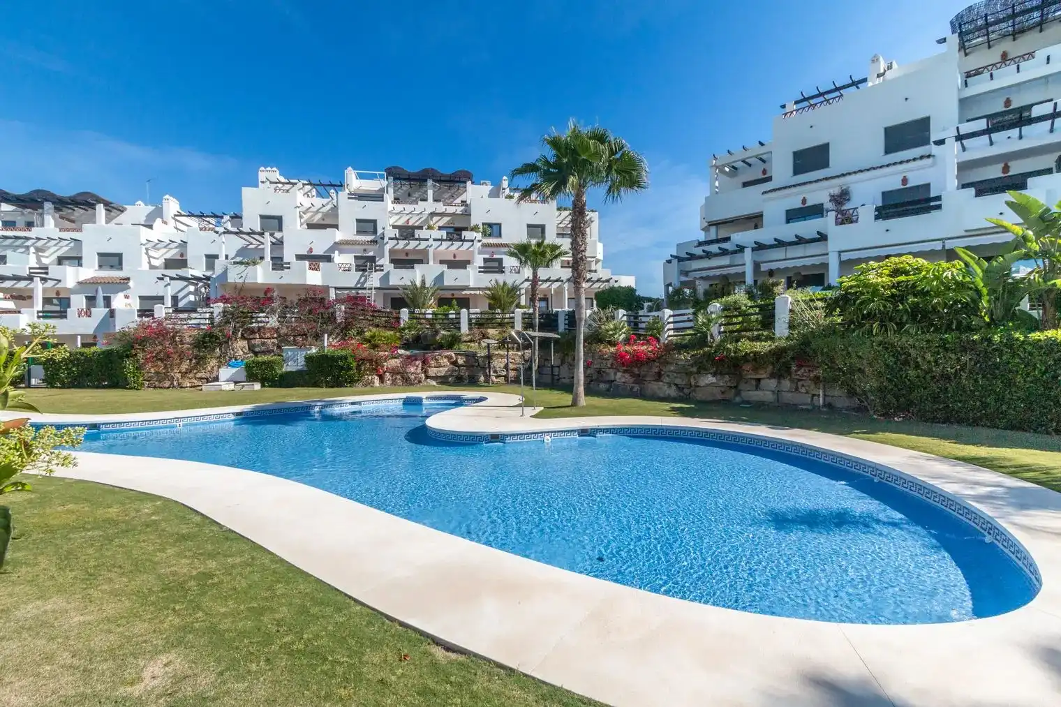 Adossat amb piscina en venda a Selwo, imagen 32
