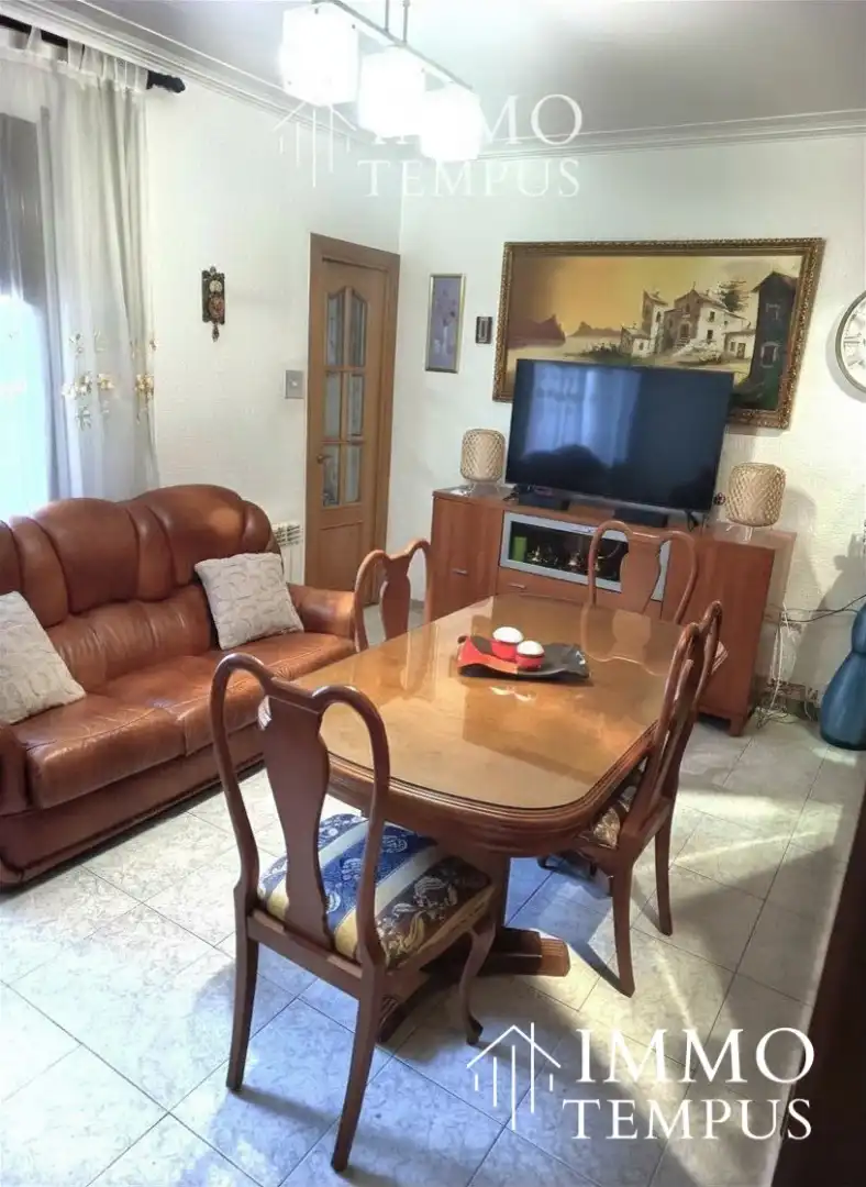 Comedor de Piso en venta en Terrassa con Calefacción, Terraza y Trastero