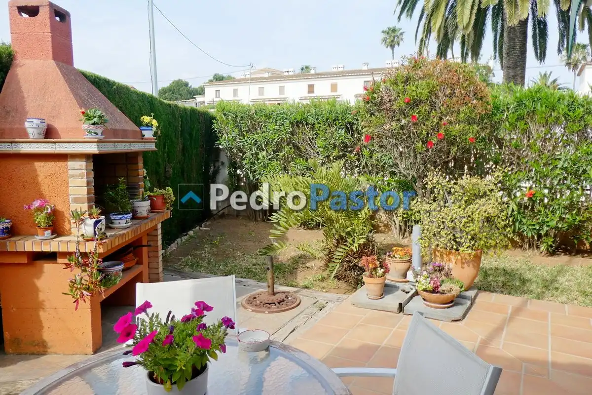 Jardín de Casa o chalet en venta en Dénia con Aire acondicionado, Calefacción y Terraza