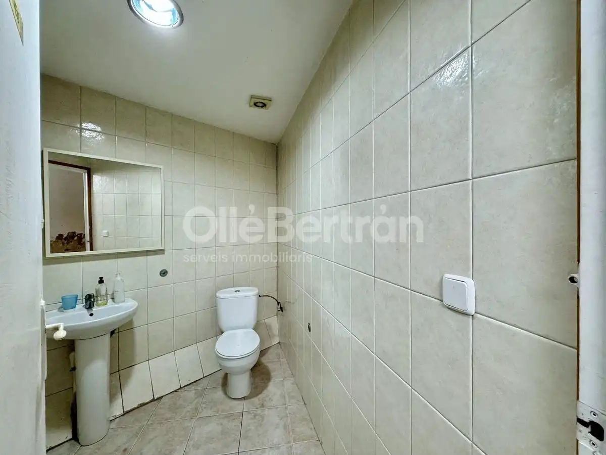 Baño de Local de alquiler en Barcelona