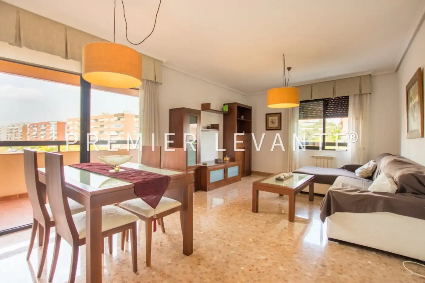 Sala de estar de Piso de alquiler en Alicante / Alacant con Aire acondicionado, Trastero y Amueblado