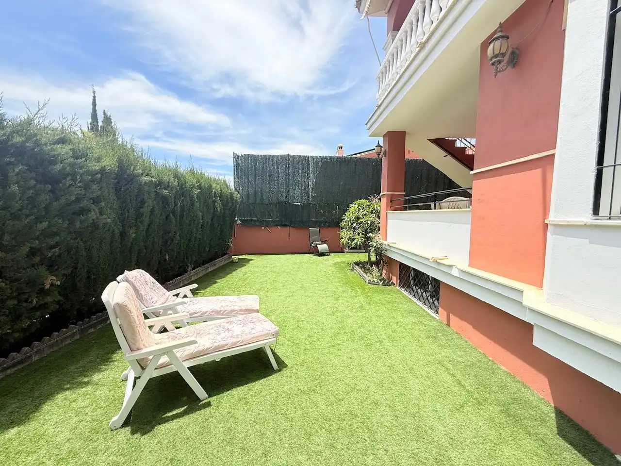 Terrassa de Casa o xalet en venda en Vélez-Málaga amb Aire condicionat, Calefacció i Jardí privat