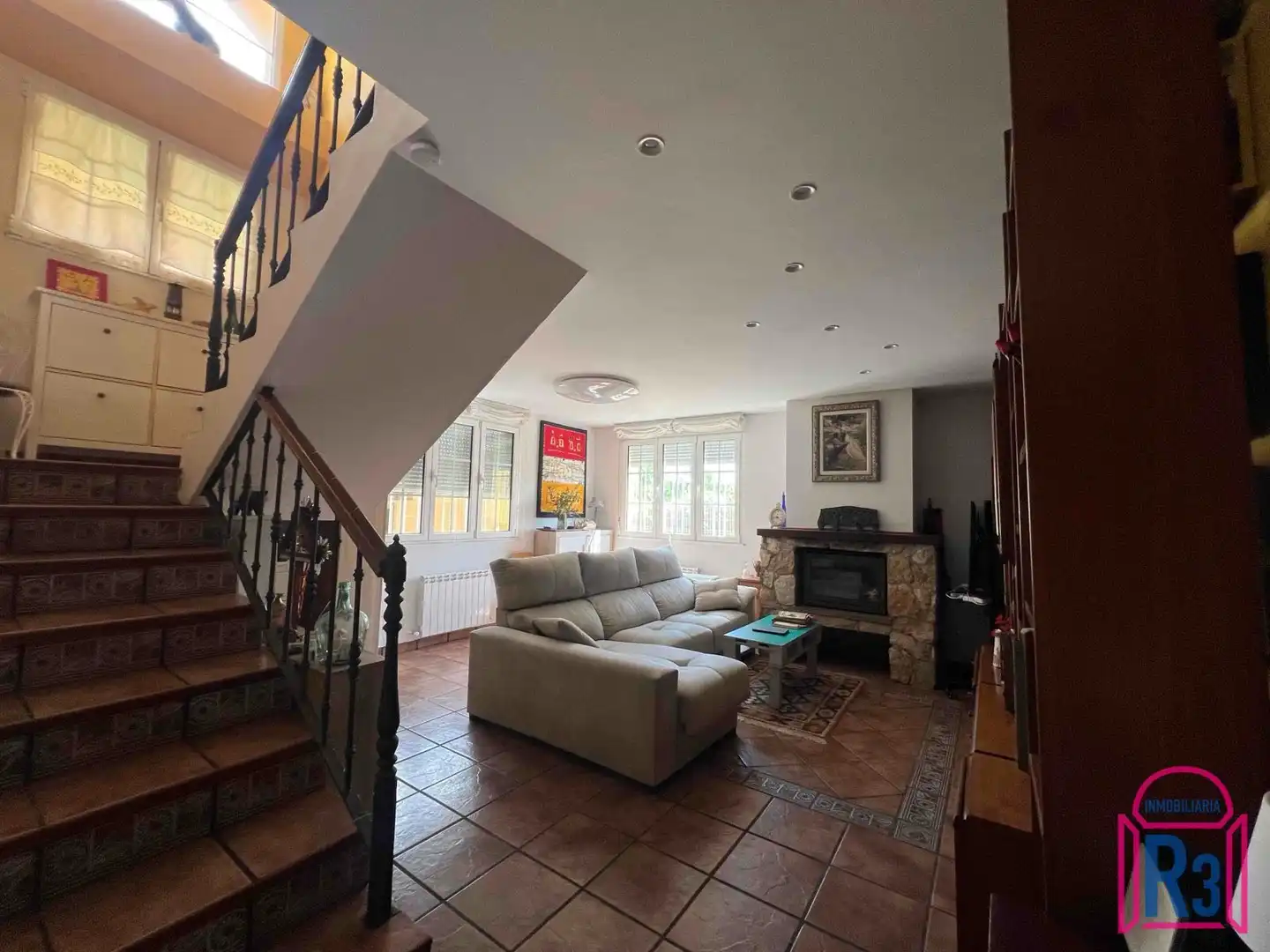 Sala de estar de Casa o chalet en venta en Carrocera con Calefacción, Jardín privado y Amueblado