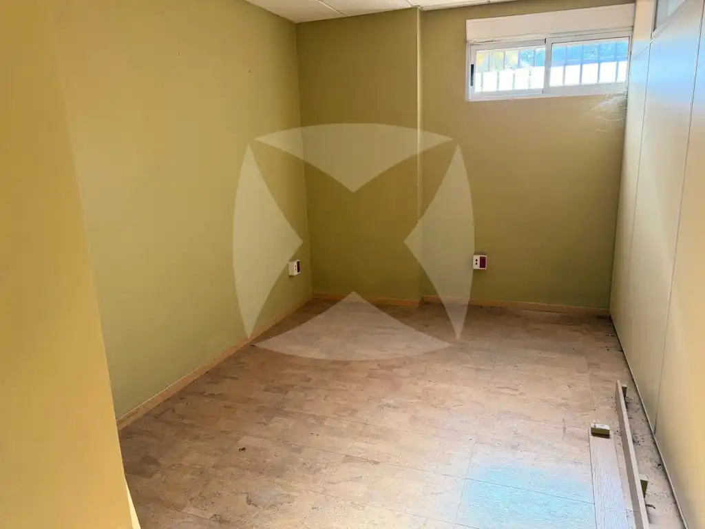 Local comercial en alquiler en Calle Hermanos Maristas, imagen 5