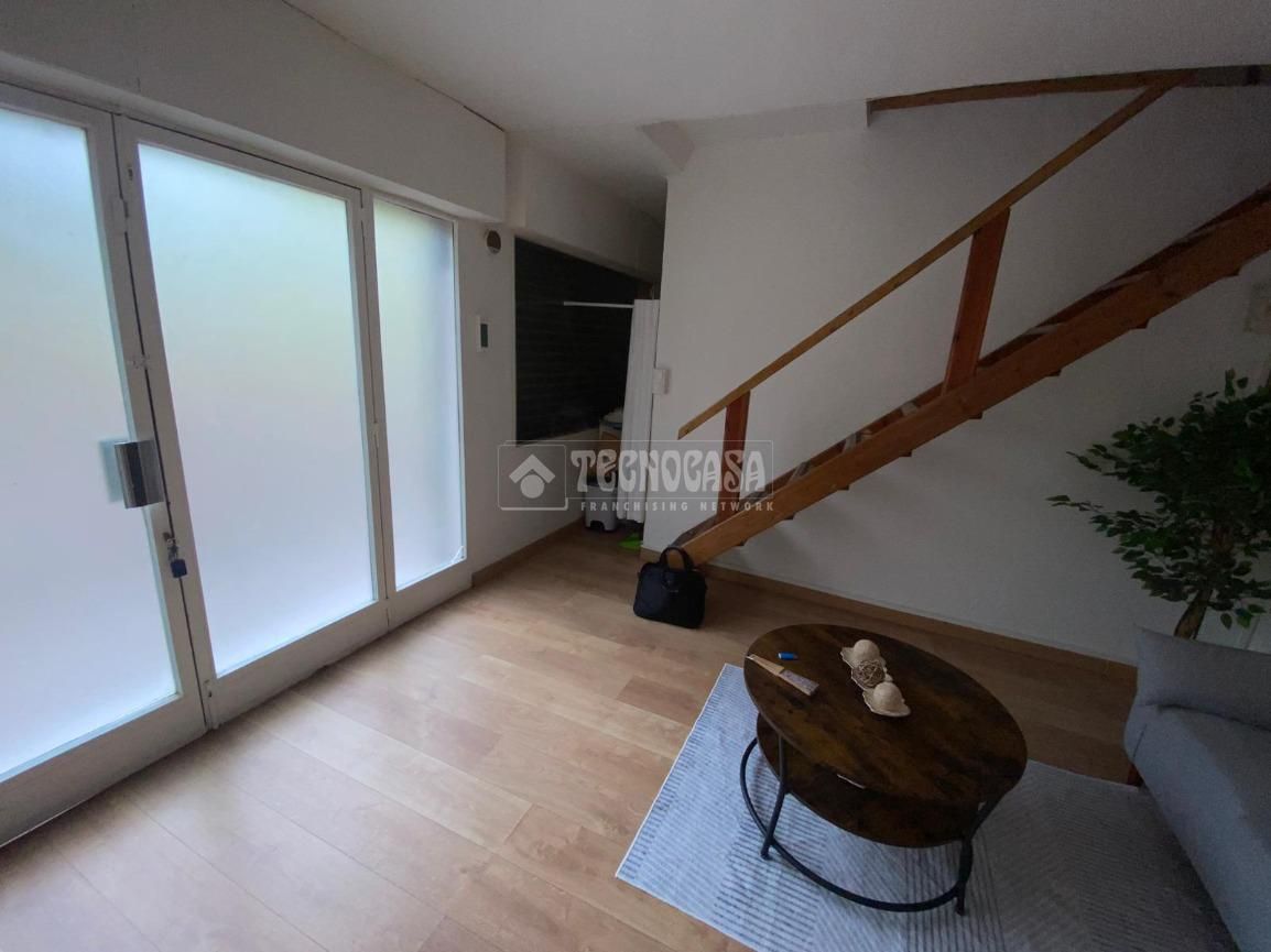 Premises for sale in  Barcelona Capital  with Furnished