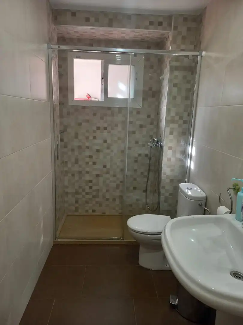 Baño de Piso de alquiler en Córdoba con Aire acondicionado, Calefacción y Trastero