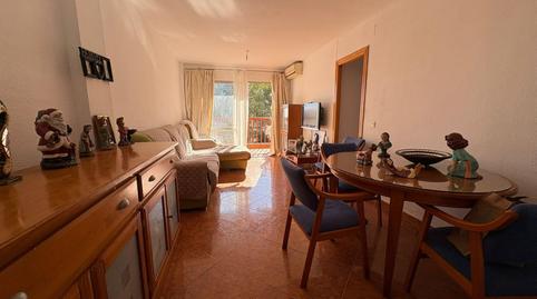 Foto 5 de Piso en venta en San Alberto - La Alcubilla - Florisol, Málaga Capital