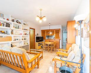 Sala d'estar de Casa o xalet en venda en Torrevieja amb Aire condicionat i Balcó