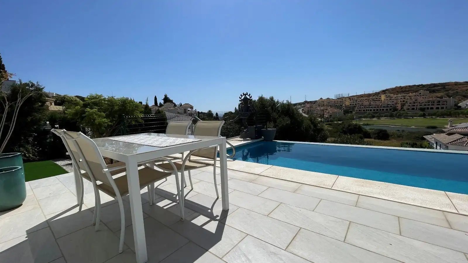 Piscina de Casa o chalet de alquiler en Estepona con Aire acondicionado, Terraza y Piscina