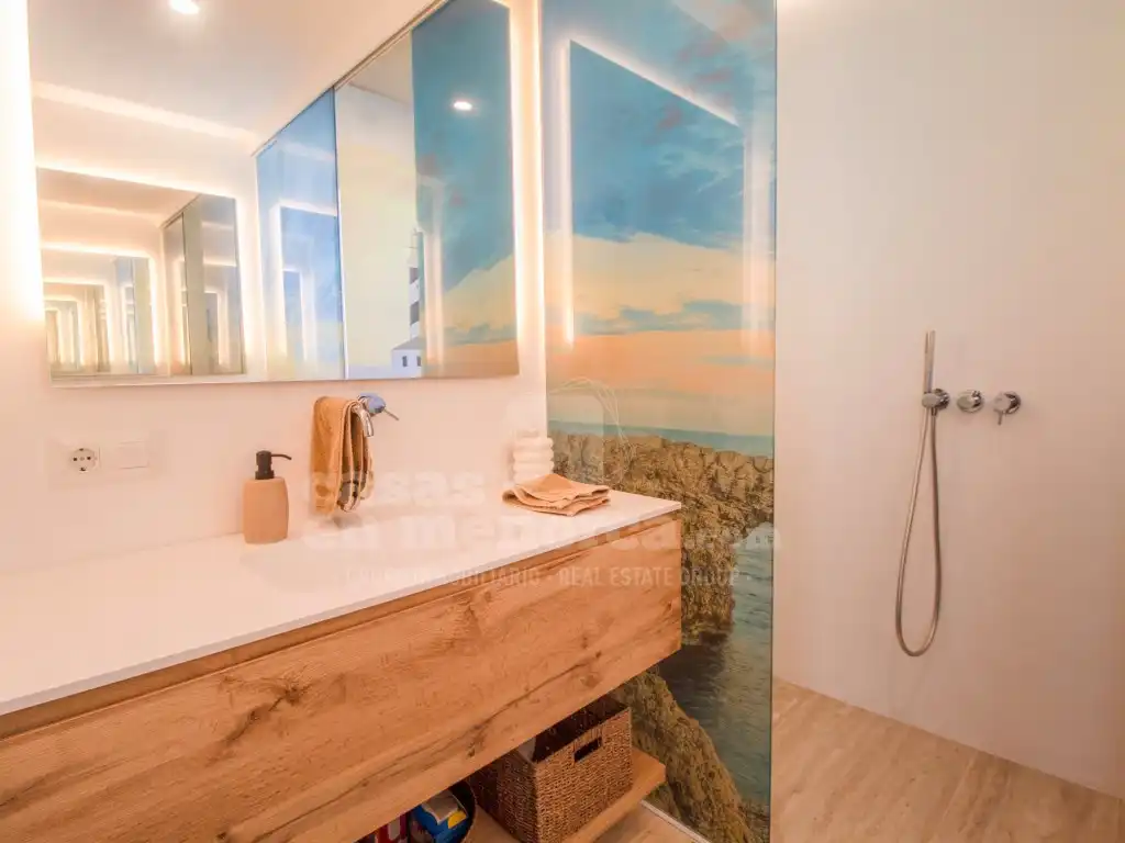 Bathroom of Houses for sale in Ciutadella de Menorca  with Air Conditioner, Private garden and Terrace