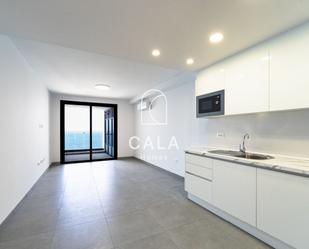 Cuina de Apartament en venda en Santiago del Teide amb Aire condicionat, Calefacció i Terrassa