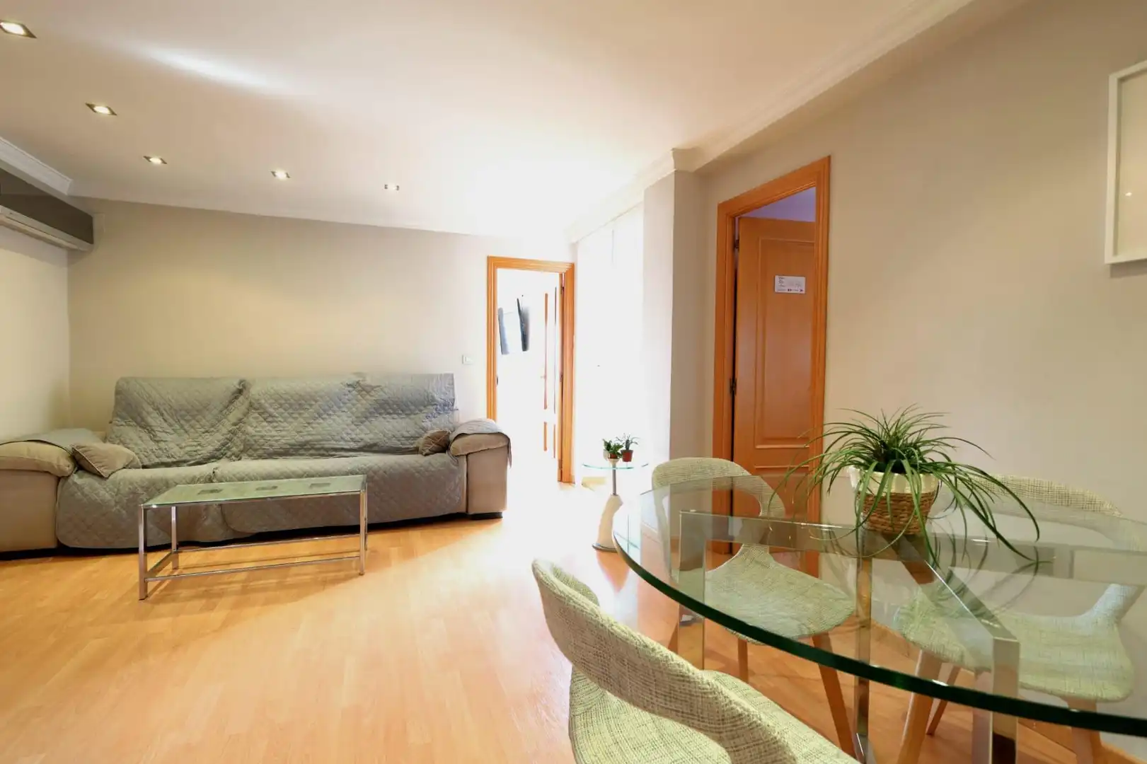 Sala d'estar de Pis en venda en Valencia amb Aire condicionat, Traster i Balcó