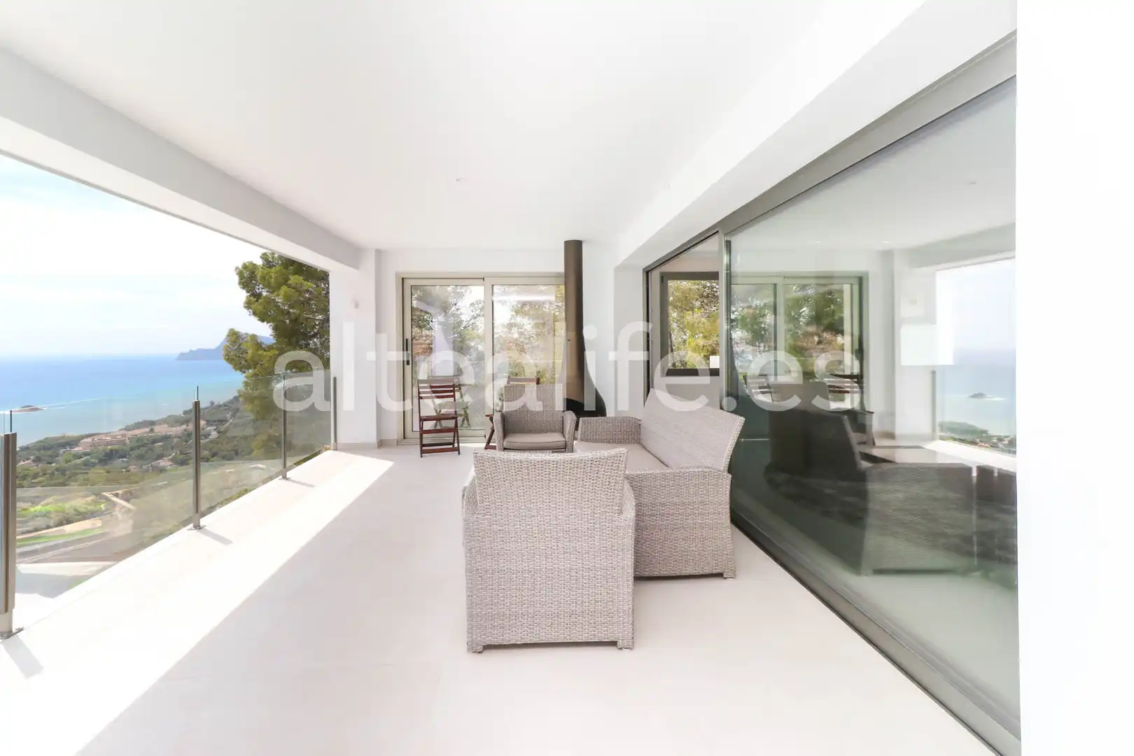Sala de estar de Casa o chalet en venta en Altea con Aire acondicionado, Jardín privado y Terraza