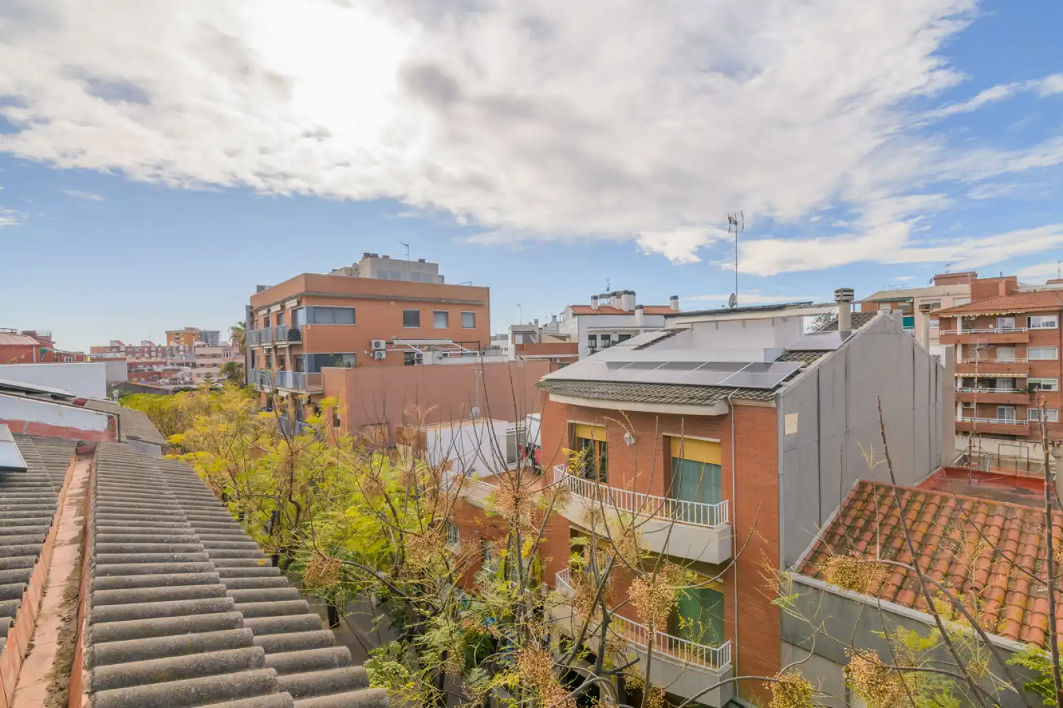 Exterior view of Attic for sale in Viladecans  with Terrace and Balcony
