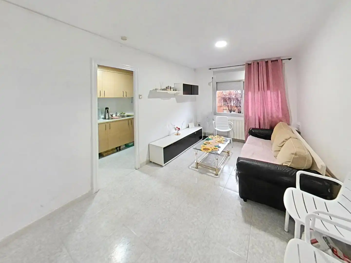Habitación de Planta baja en venta en Sabadell con Calefacción