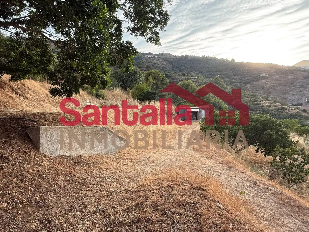 Country homes for sale in Almuñécar  with Private garden, Terrace and Furnished