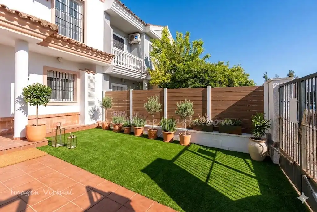 Terrace of Detached homes for sale in Espartinas  with Air Conditioner, Heating and Oven