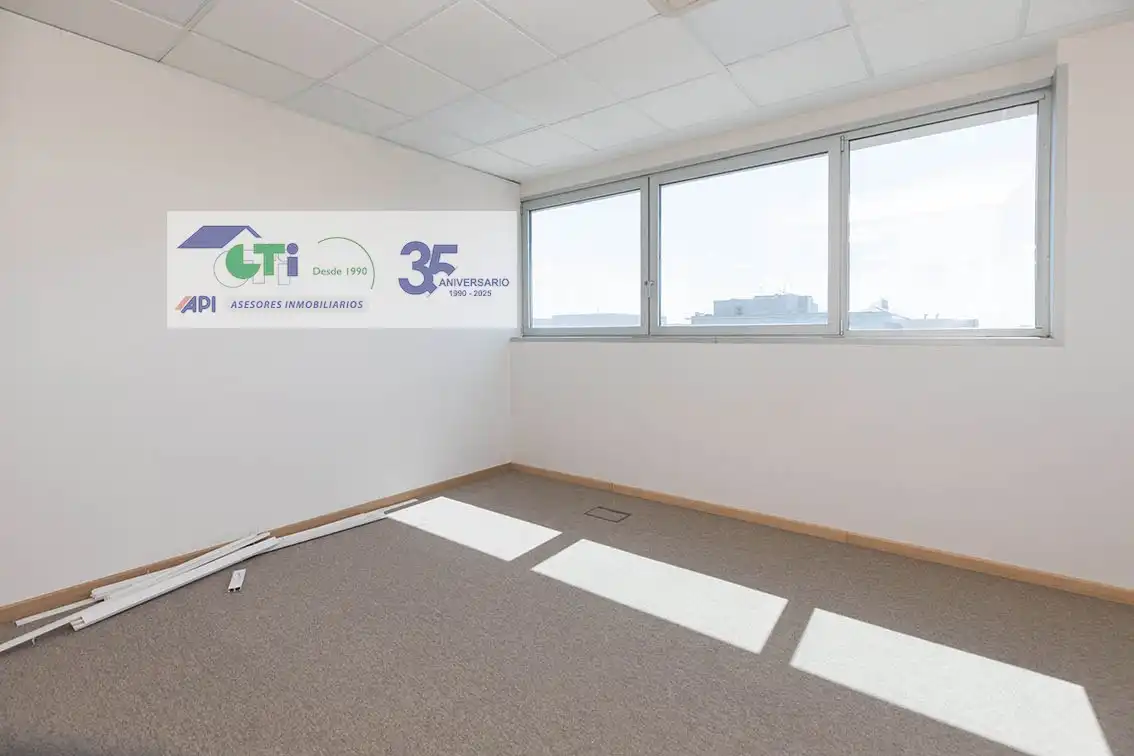 Office space to rent in C/Bari, imagen 28