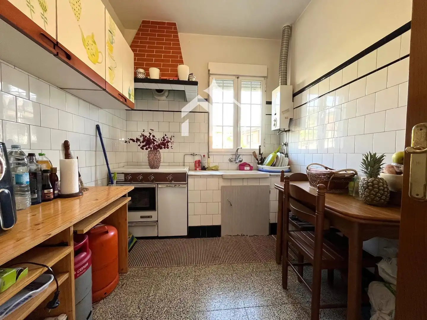 Küche von Haus oder Chalet zum Verkauf in Bueu mit Heizung und Ofen