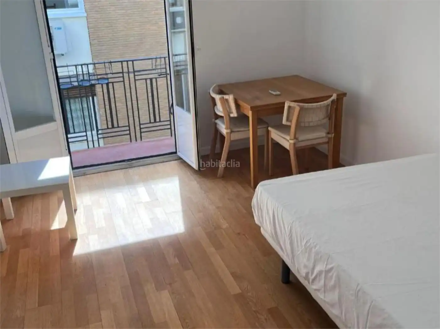 Estudio en alquiler en Calle de Donoso Cortés 5, imagen 2