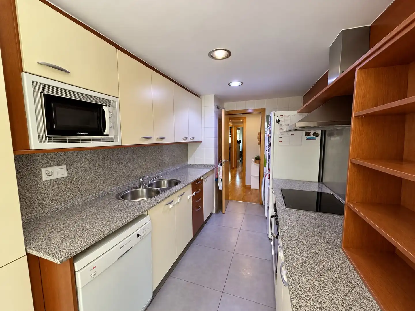 Piso con piscina en venta en Carrer de Josep Pla, imagen 12