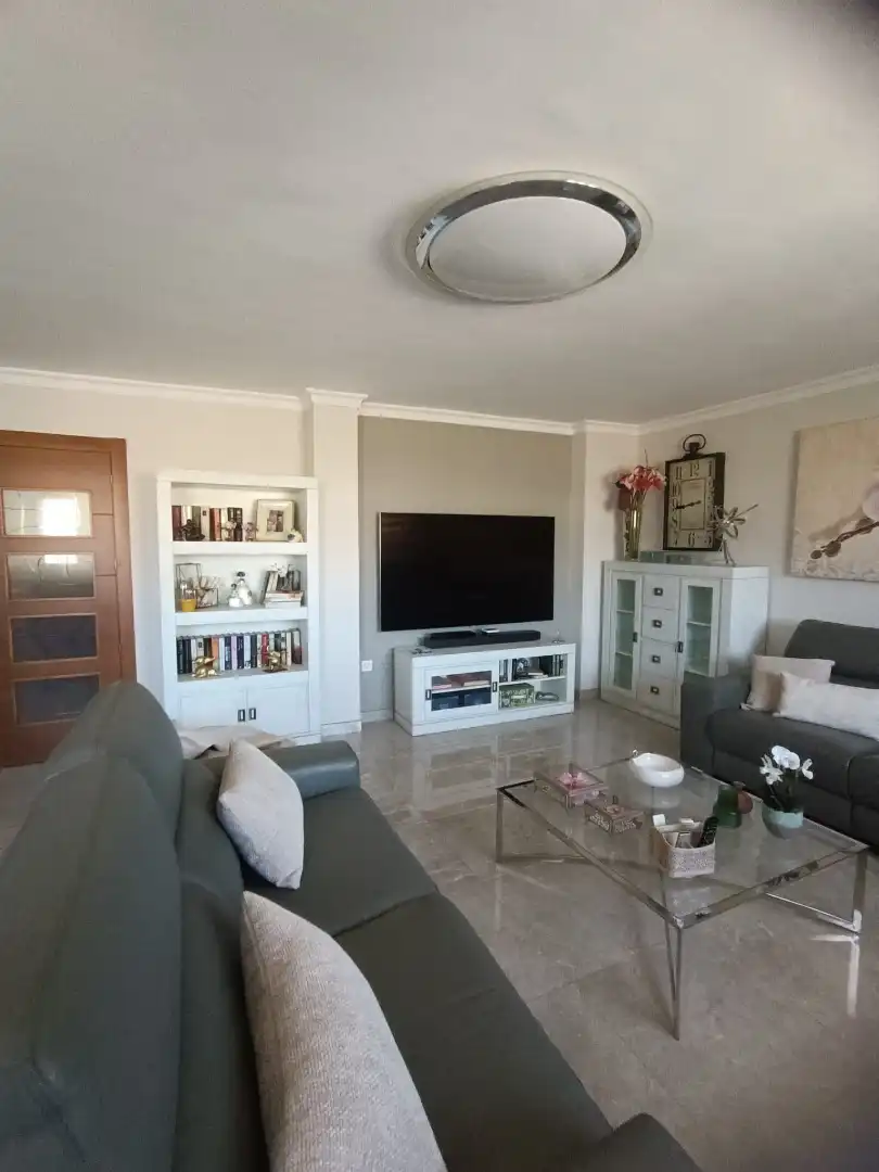 Sala d'estar de Edifici en venda en La Mojonera