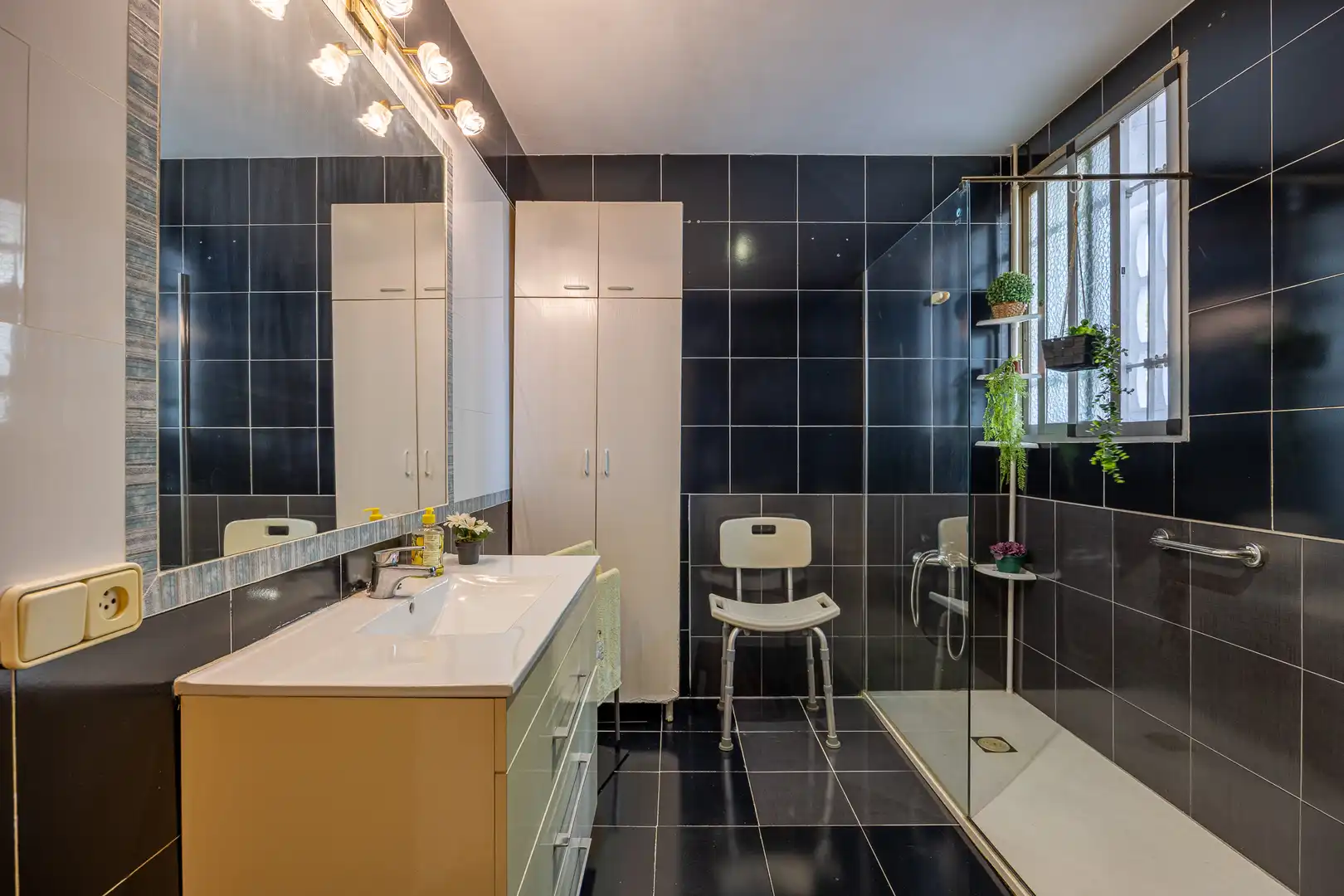 Flat for sale in Juzgados - Plaza de Toros