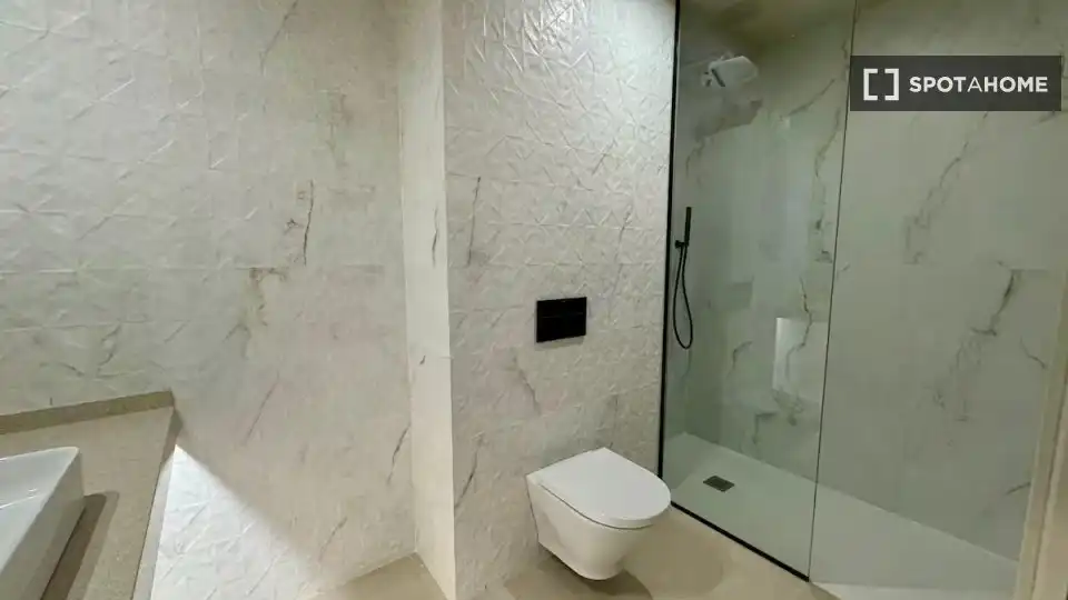 Piso con terraza en alquiler en Riu Sud, imagen 12