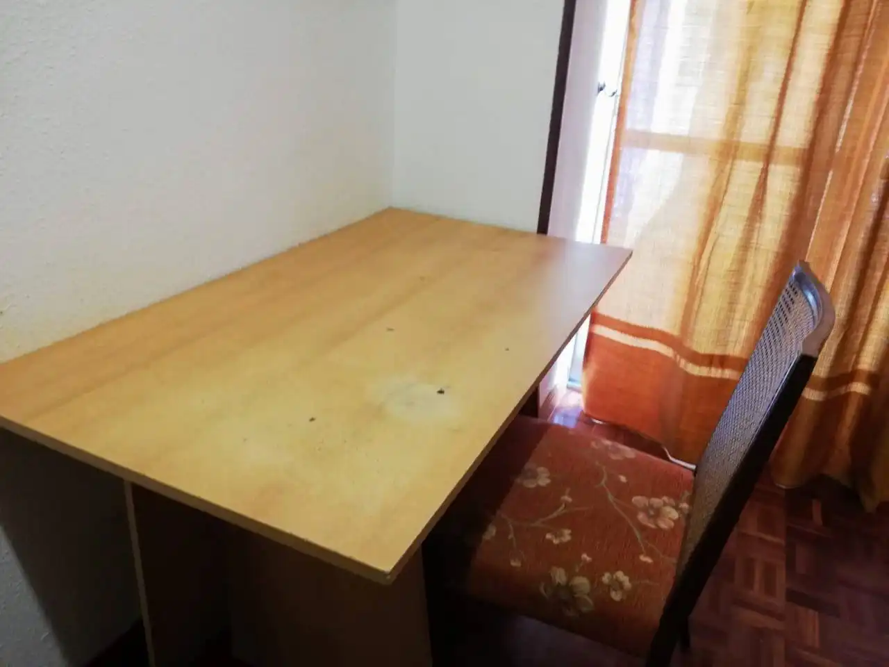 Dining room of Flat for rent in Burgos  with Heating, Parquet flooring and Furnished