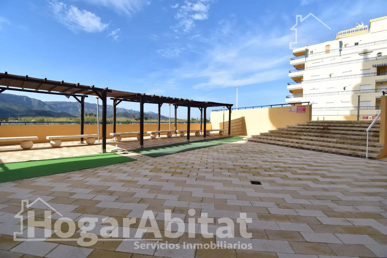 Aparcament de Pis en venda en Tavernes de la Valldigna amb Terrassa, Traster i Balcó