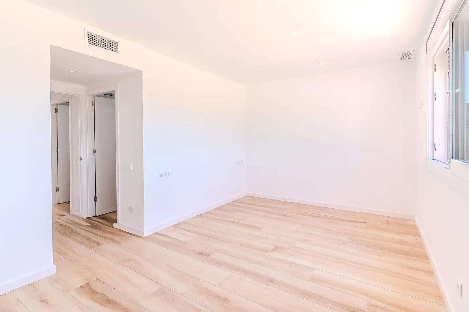 Schlafzimmer von Haus oder Chalet zum Verkauf in L'Ametlla de Mar  mit Klimaanlage, Heizung und Privatgarten
