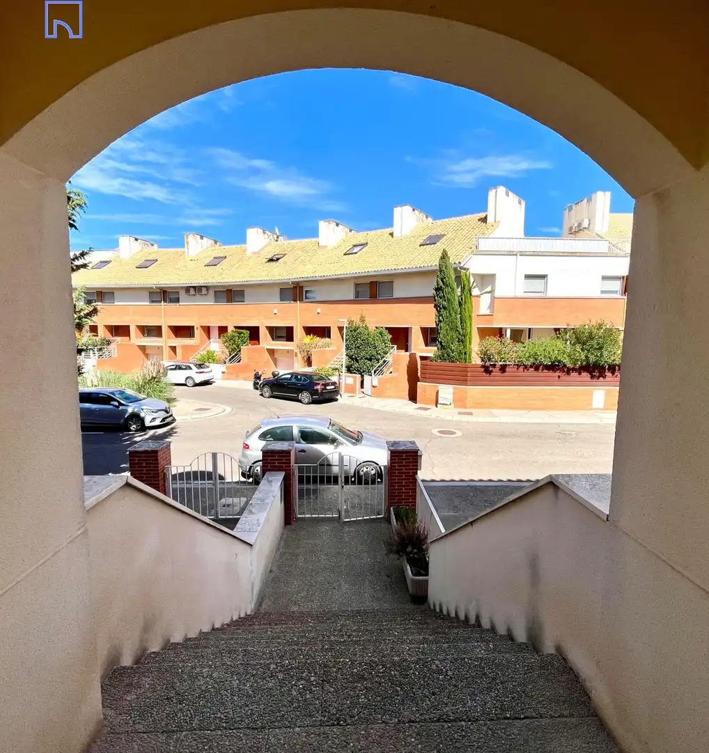 Vista exterior de Casa o chalet en venta en Tudela con Aire acondicionado, Calefacción y Jardín privado