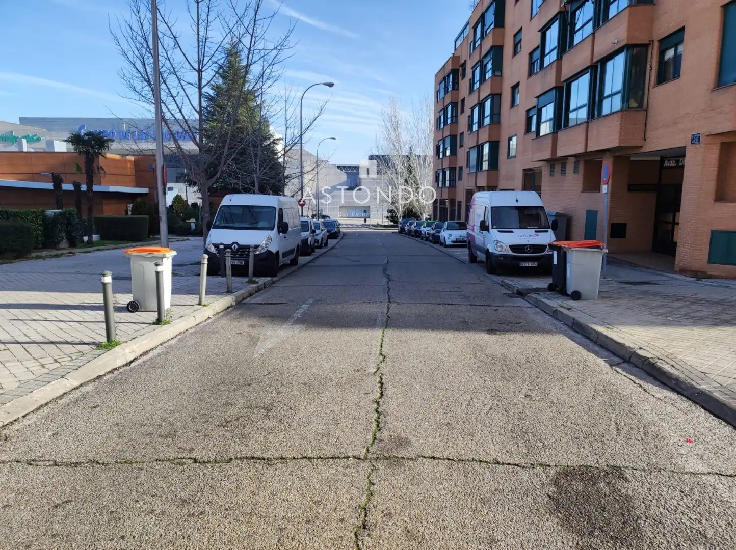 Aparcament de Garatge de lloguer en Madrid