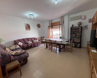 Living room of Flat for sale in Iniesta  with Terrace, Furnished and Balcony
