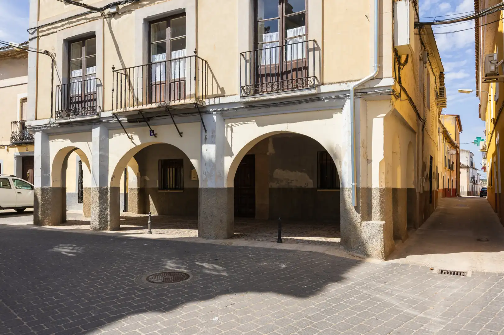 Vista exterior de Casa o chalet en venta en El Puente del Arzobispo con Aire acondicionado, Calefacción y Jardín privado