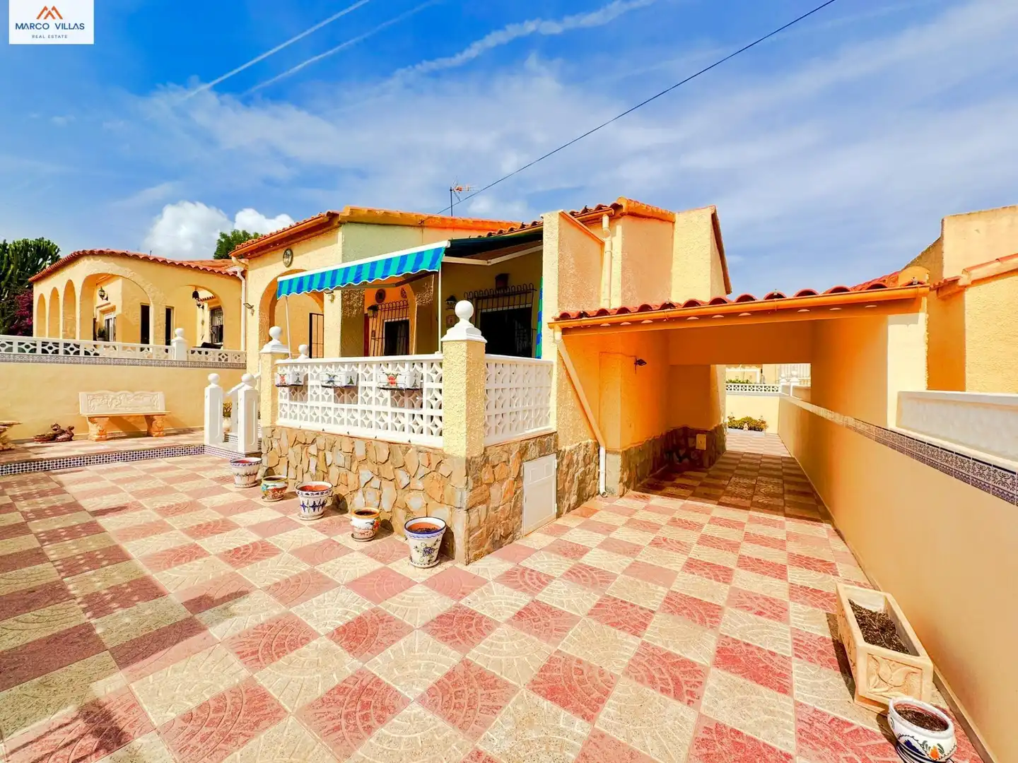 Villa mit Garten zum Verkauf in San Fulgencio