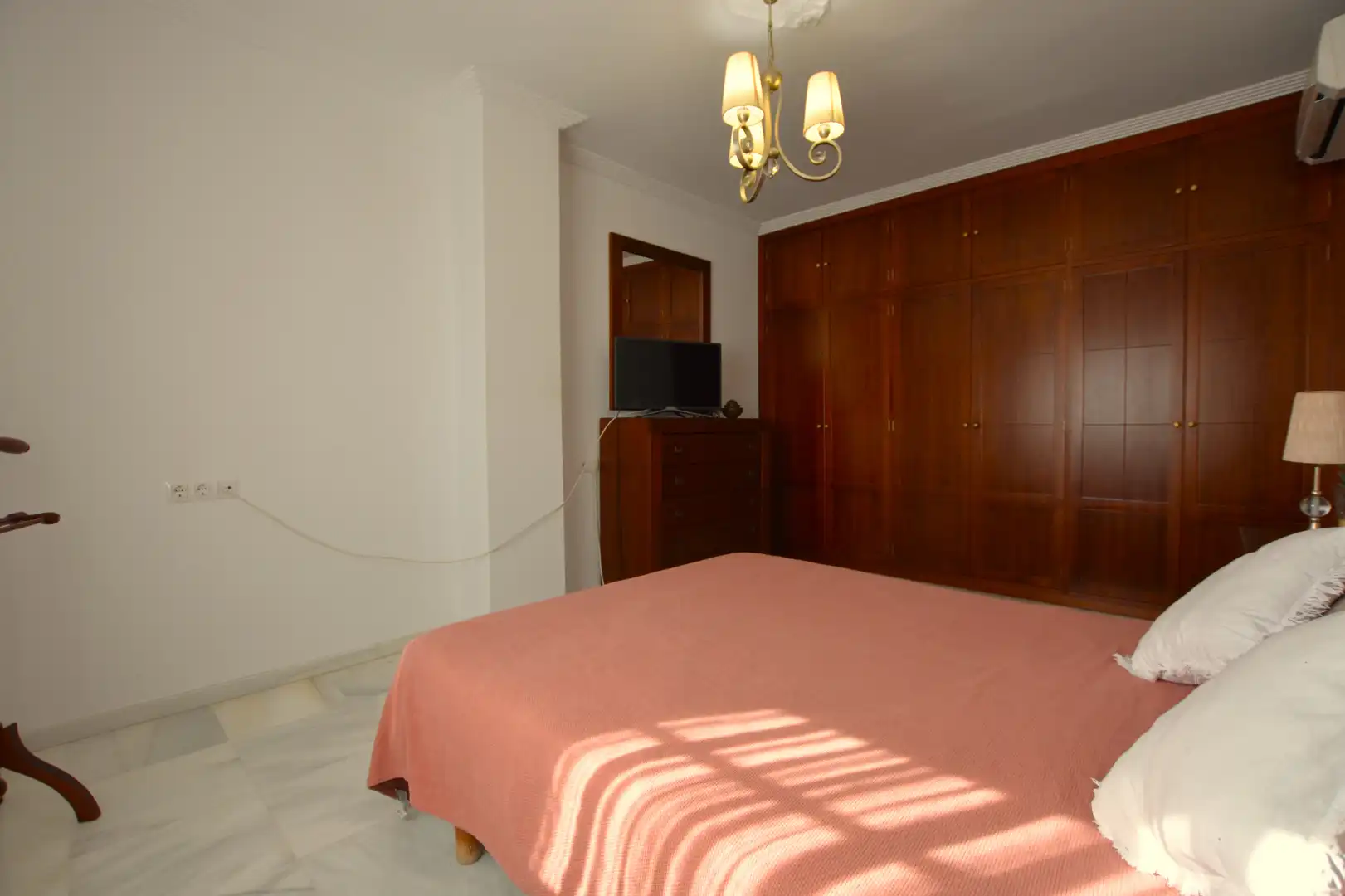 Bedroom of Detached homes for sale in La Algaba  with Air Conditioner, Heating and Terrace
