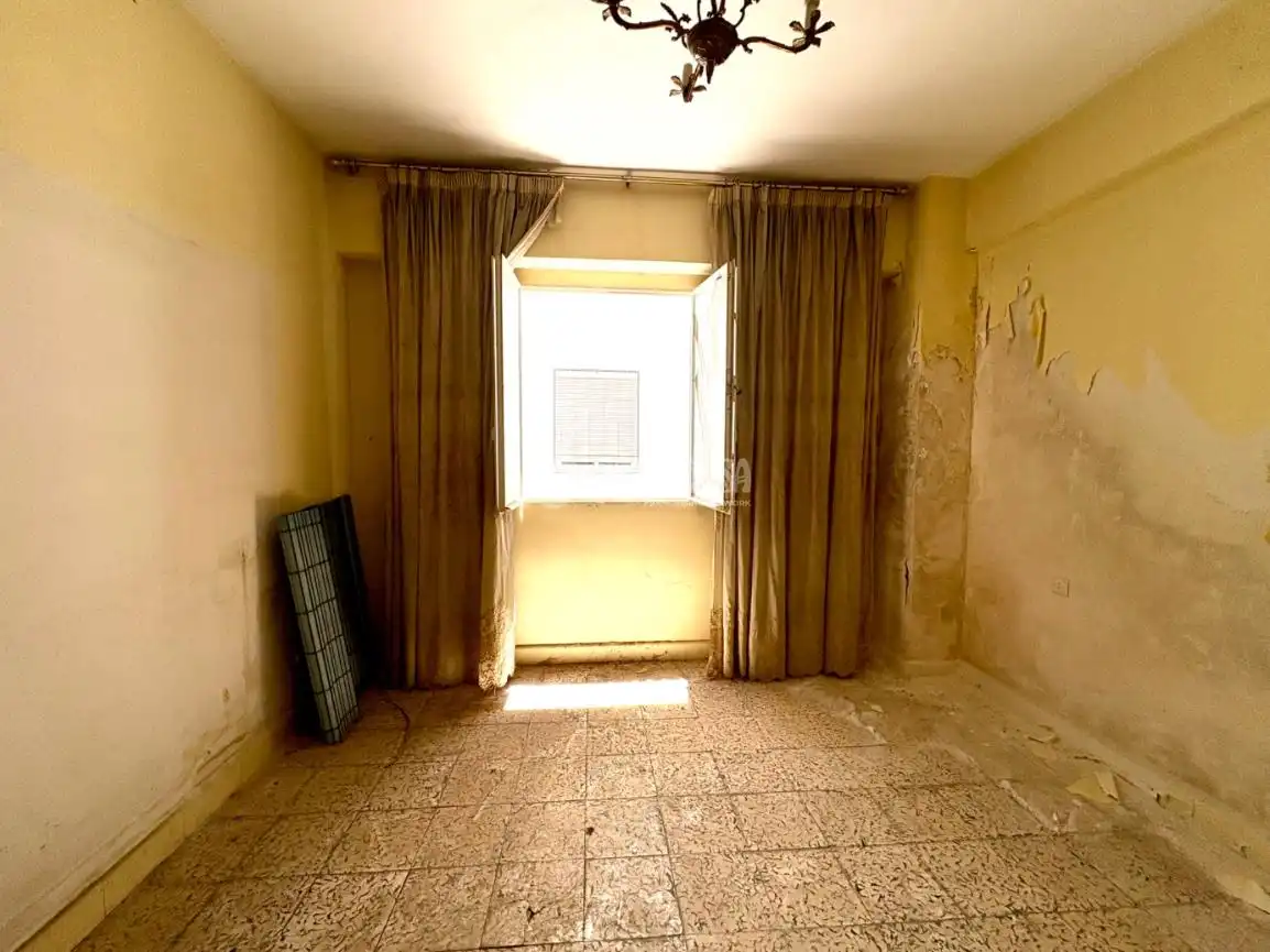 Habitación de Piso en venta en Jaén con Balcón